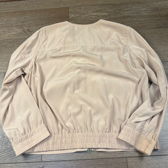 J. Crew Women's Lightweight Utility Bomber Jacket Zip Front Thin Silky M Neutral - Picture 12 of 12